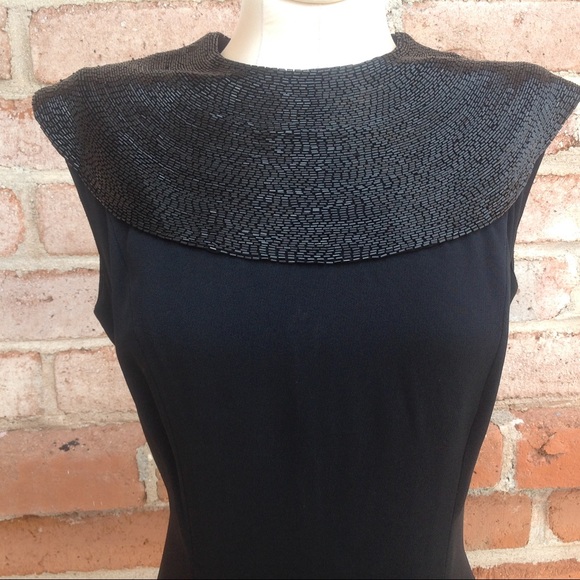 Vintage "I. Magnin" black dress with bead trim - Picture 3 of 6